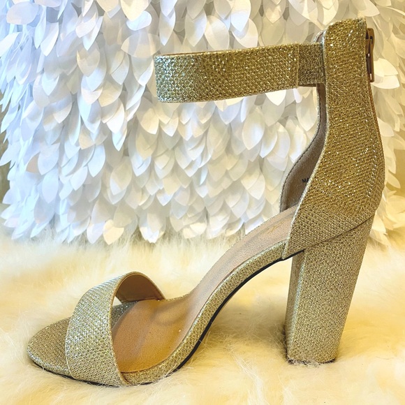 Celeste Shoes - New Gold Glitter Block Heels 8.5